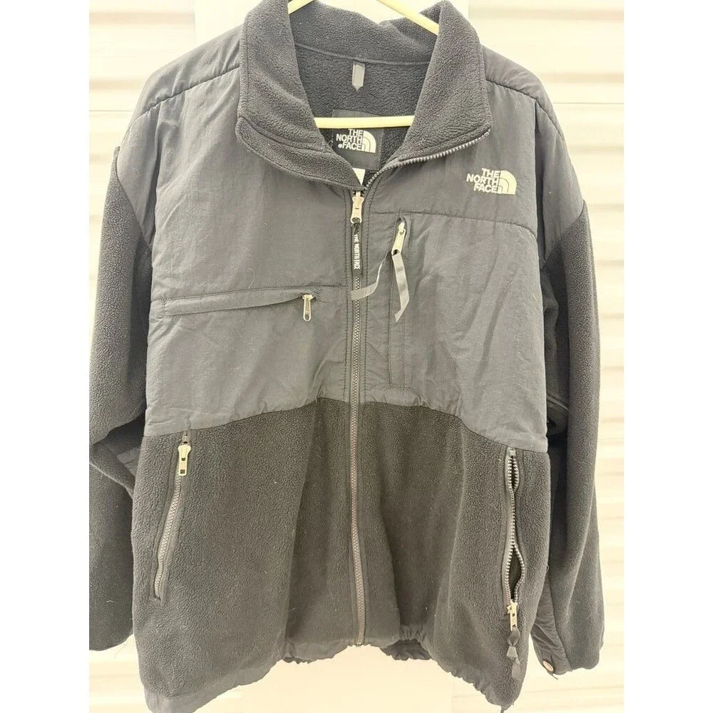 The North Face Men's XL Black Fleece Jacket